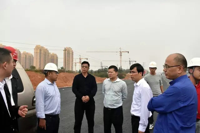 球友会手机版高管深入现场，力保“大战”项目进度