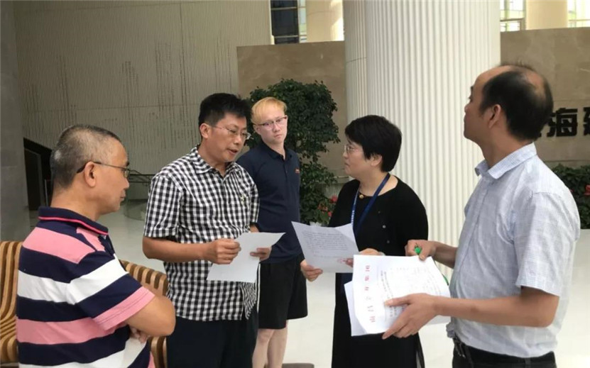 金开球友会手机版副总经理袁扣华带队前往上海建工球友会手机版进行洽谈