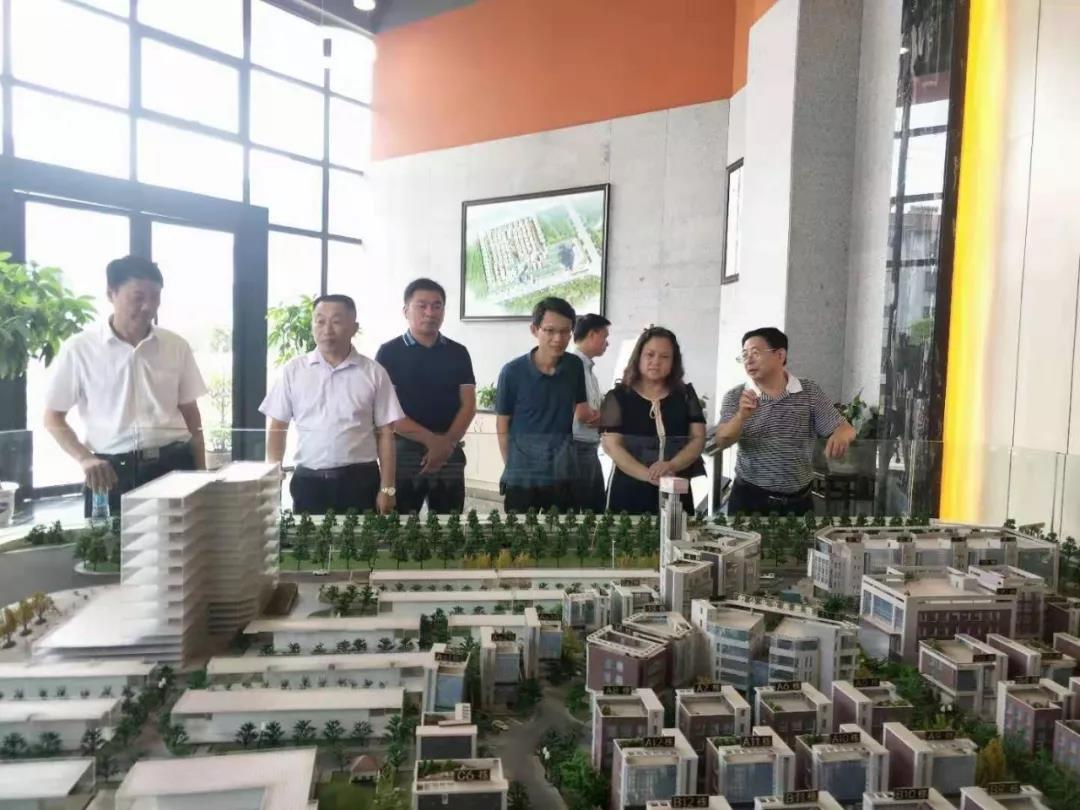 九江富和建设投资球友会手机版有限公司一行赴球友会手机版考察交流