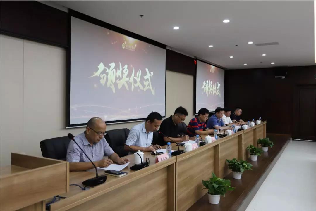 是他们为球友会手机版获评“省级文明单位”作出突出贡献