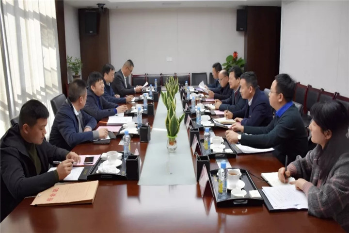 中铁十九局球友会手机版公司副局长尚尔海一行来到金开球友会手机版进行考