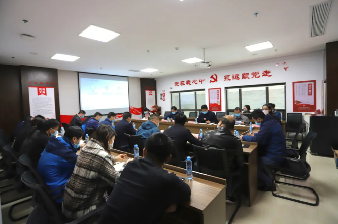 球友会手机版党委书记、董事长谢荣华前往正合公司调研指导
