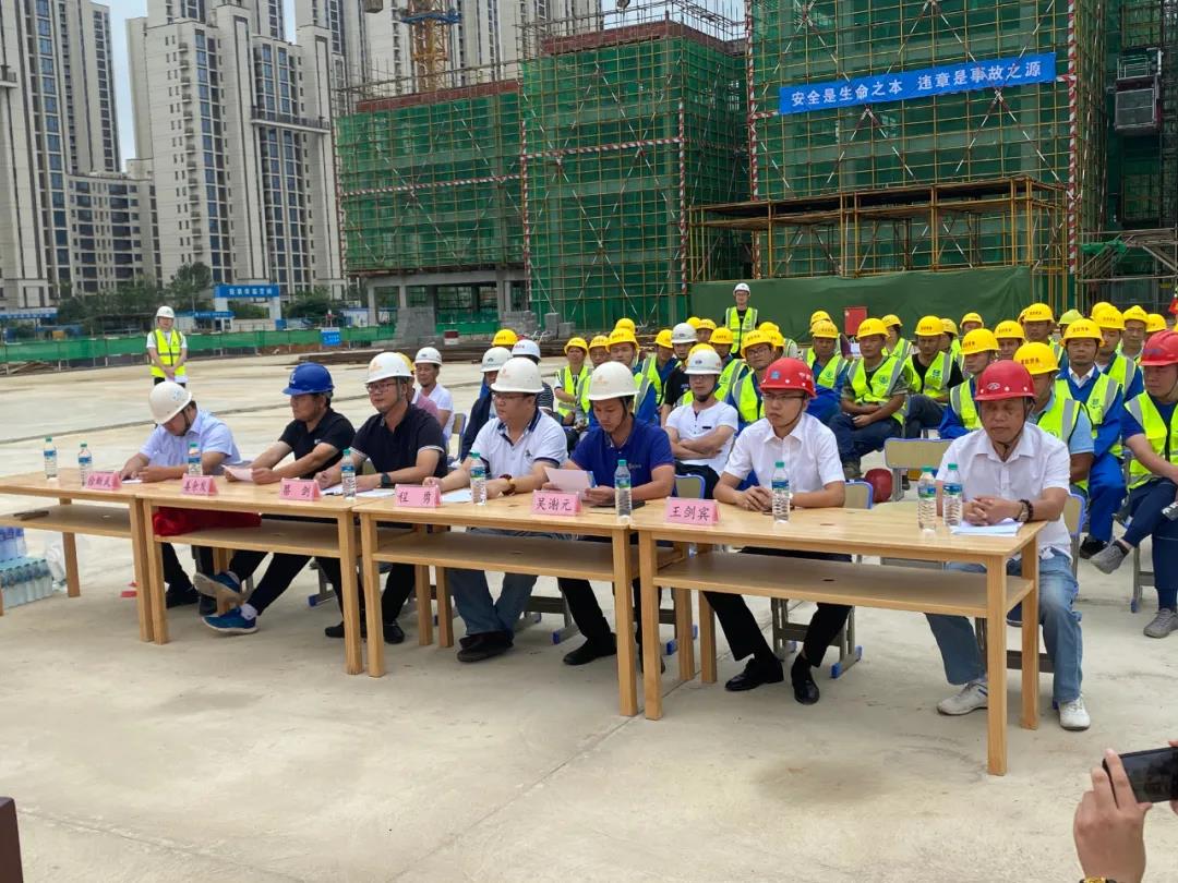 金开球友会手机版联合中建五局开展“高处坠落应急救援演练”活动