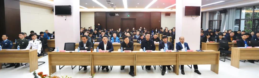 金开球友会手机版举办“老兵讲党课暨政治生日贺卡集中颁发仪式”