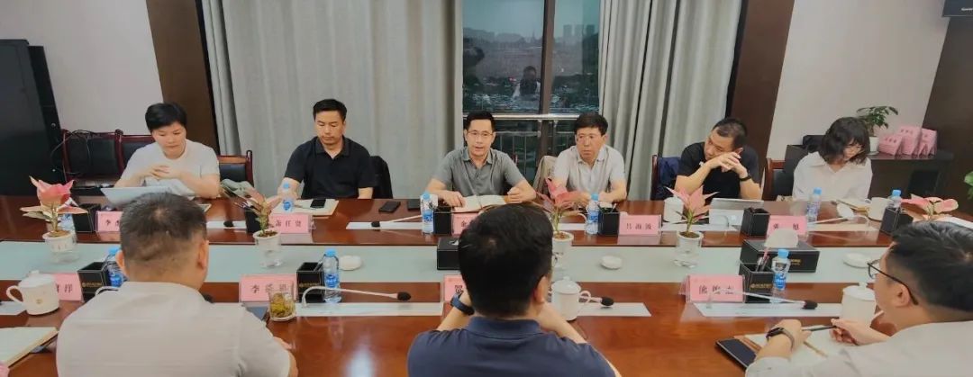 广州航新航空来访球友会手机版交流座谈